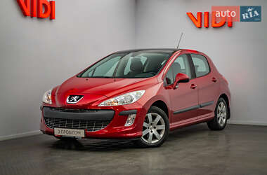 Хетчбек Peugeot 308 2008 в Києві