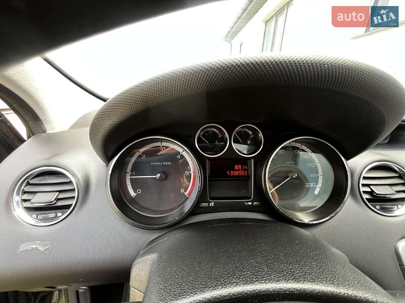 Універсал Peugeot 308 2008 в Ужгороді