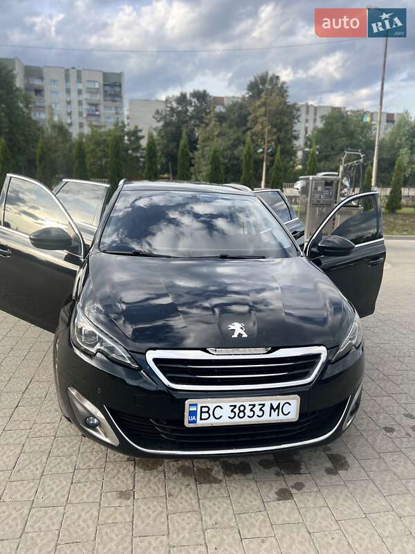 Універсал Peugeot 308 2017 в Дрогобичі