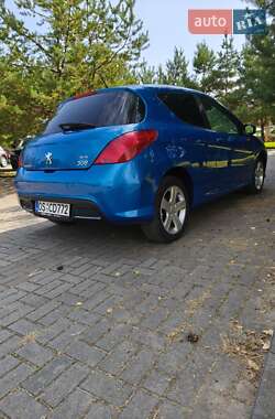 Хэтчбек Peugeot 308 2008 в 