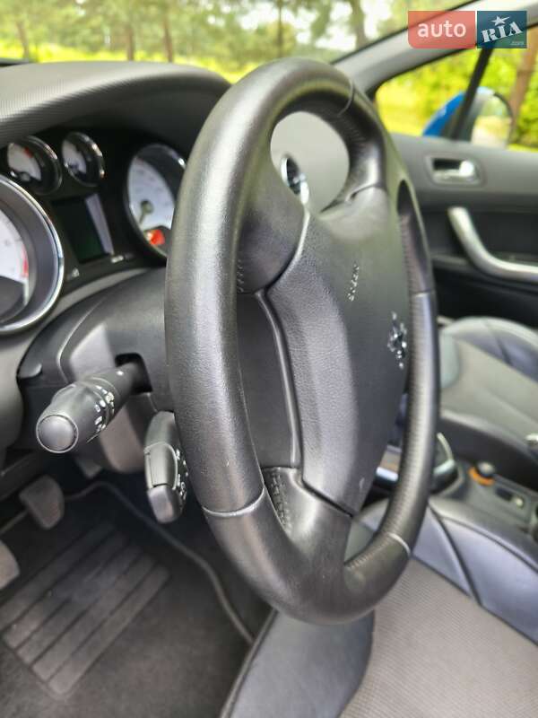 Хетчбек Peugeot 308 2008 в Дрогобичі