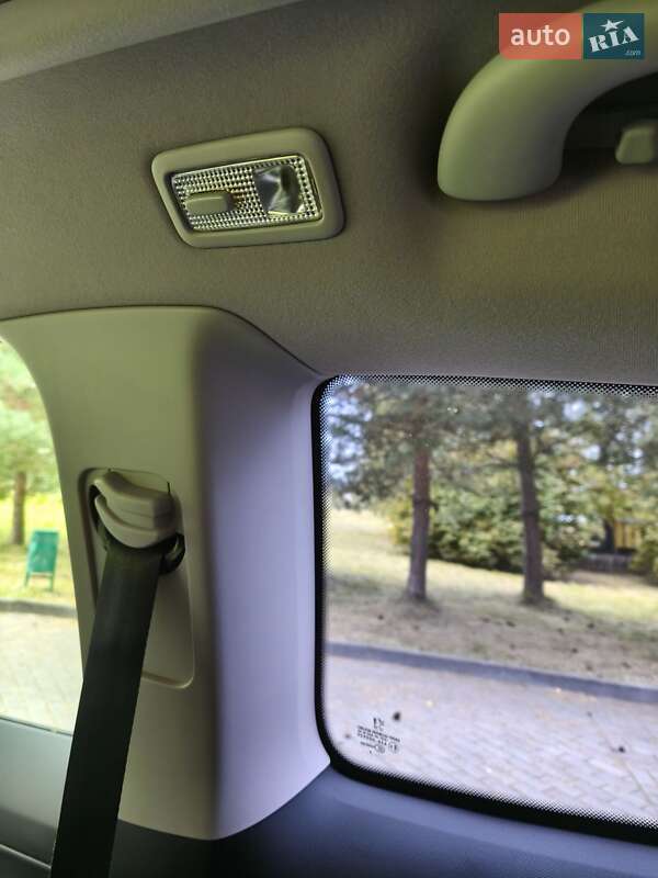 Хетчбек Peugeot 308 2008 в Дрогобичі