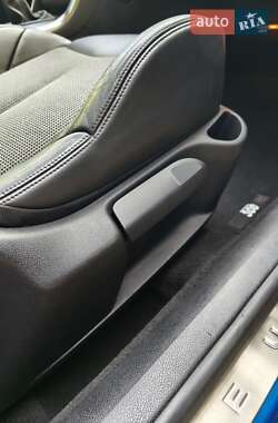 Хэтчбек Peugeot 308 2008 в 