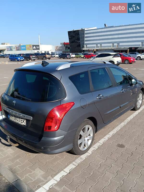 Універсал Peugeot 308 2010 в Житомирі