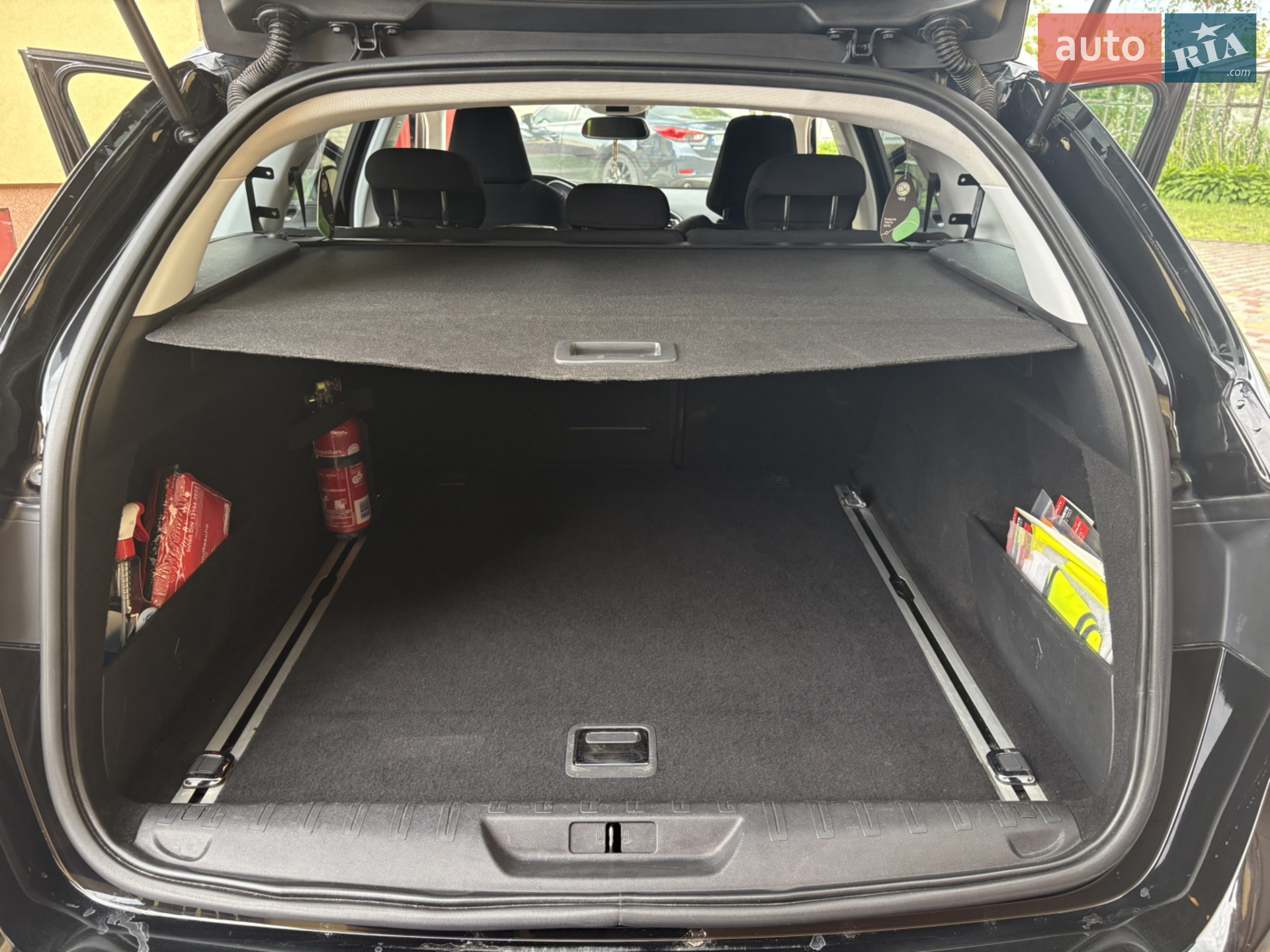 2015 Peugeot 308 - мініатюра 14