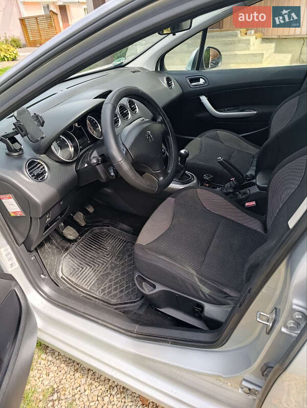 Хетчбек Peugeot 308 2007 в Львові