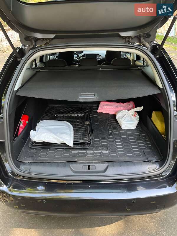 Універсал Peugeot 308 2015 в Києві
