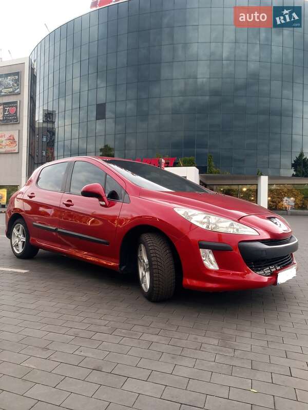 Хетчбек Peugeot 308 2008 в Кам'янському фото 3 Хетчбек Peugeot 308 2008 в Кам'янському