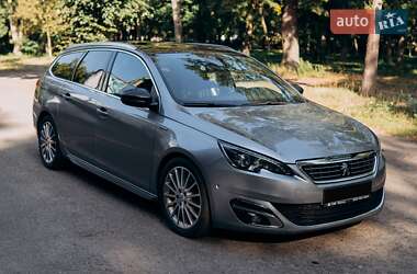 Універсал Peugeot 308 2016 в Чернігові
