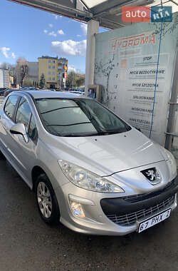 Хетчбек Peugeot 308 2011 в Дубні