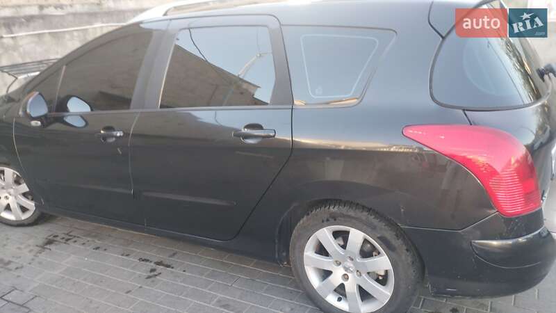 Універсал Peugeot 308 2008 в Чернівцях