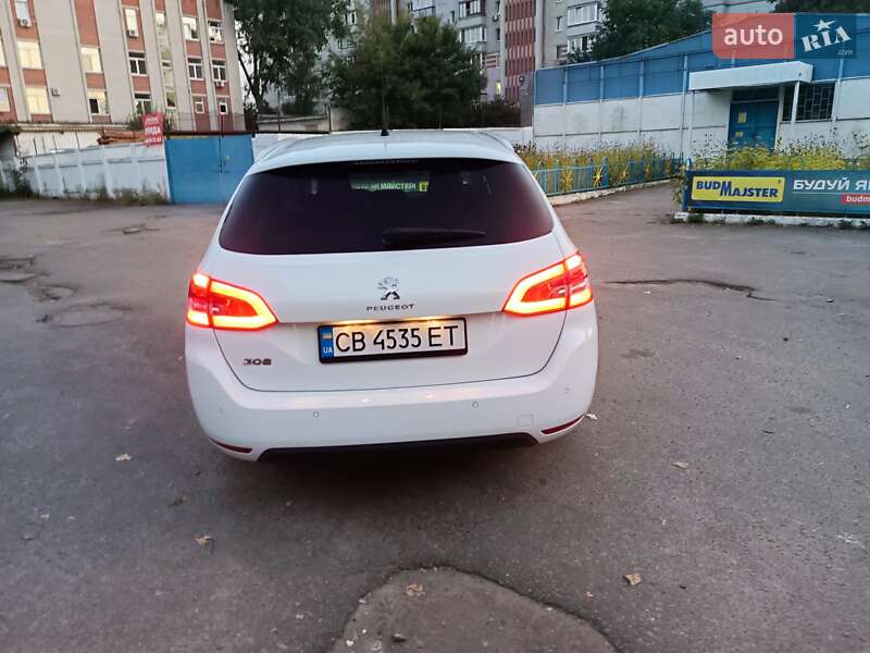 Універсал Peugeot 308 2014 в Чернігові