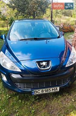 Хэтчбек Peugeot 308 2008 в Трускавце