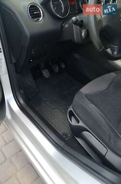 Хетчбек Peugeot 308 2008 в Івано-Франківську