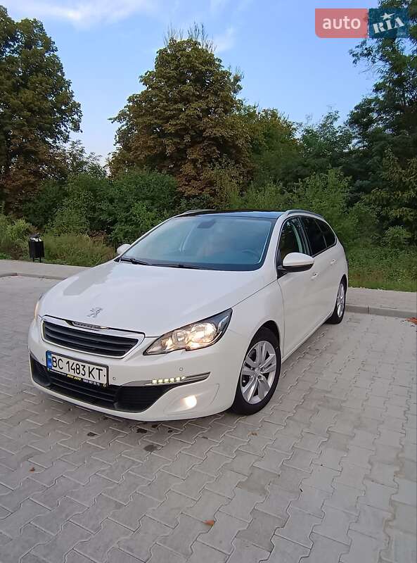 Універсал Peugeot 308 2015 в Стрию