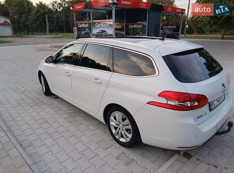 Універсал Peugeot 308 2015 в Стрию