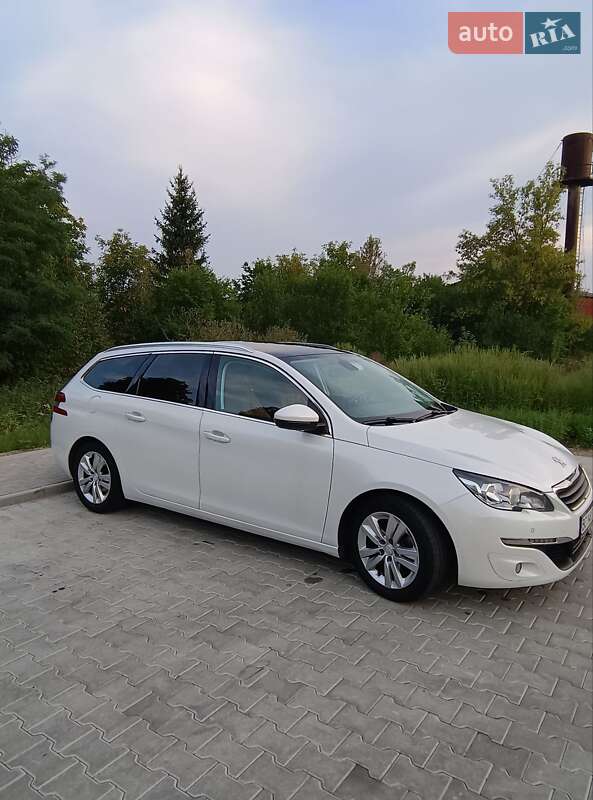 Універсал Peugeot 308 2015 в Стрию