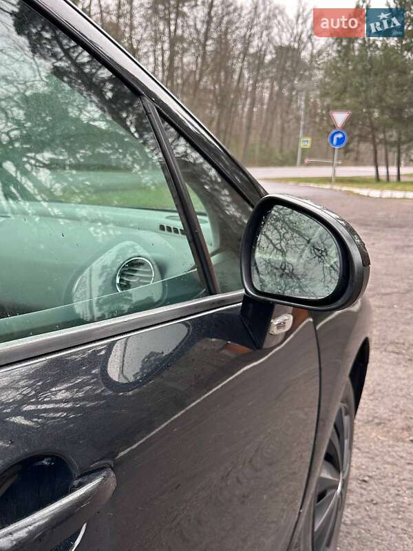 Универсал Peugeot 308 2010 в Киверцах