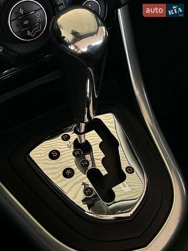 Кабриолет Peugeot 308 2012 в Николаеве фото 15 Кабриолет Peugeot 308 2012 в Николаеве