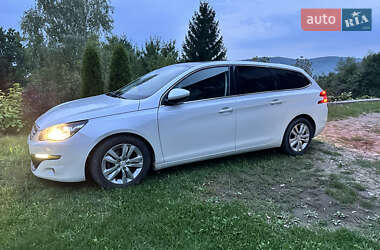 Универсал Peugeot 308 2014 в Великом Березном