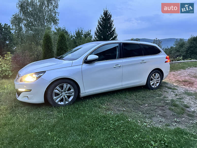 Peugeot 308 2014