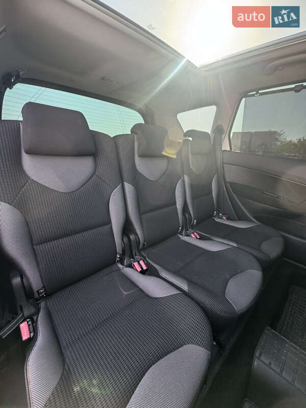 Хэтчбек Peugeot 308 2012 в Кривом Роге