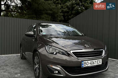Хетчбек Peugeot 308 2013 в Дубні