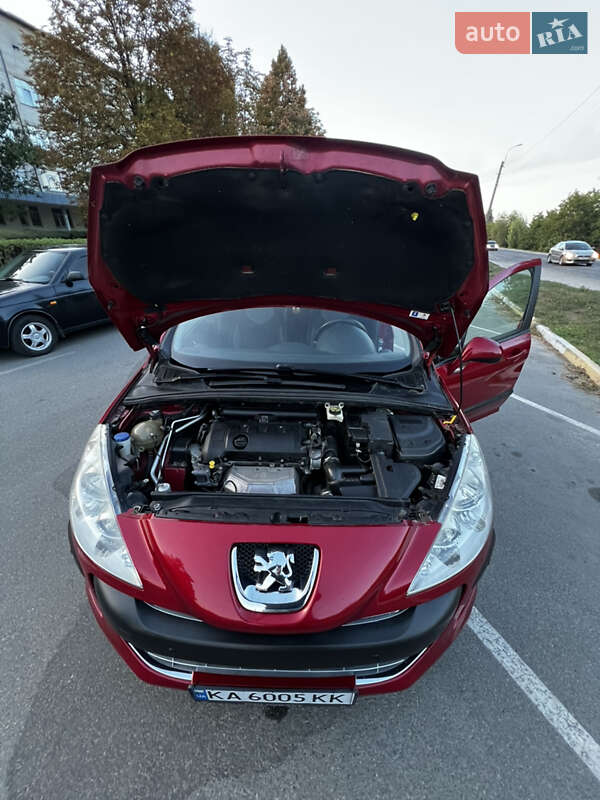 Хетчбек Peugeot 308 2010 в Василькові