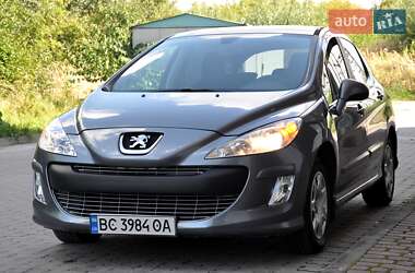 Хетчбек Peugeot 308 2011 в Львові