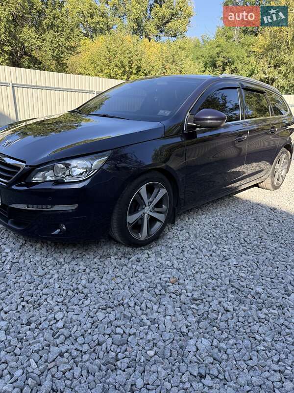 Універсал Peugeot 308 2015 в Полтаві