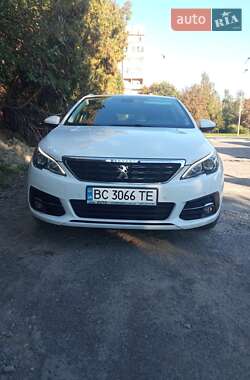 Универсал Peugeot 308 2018 в Львове