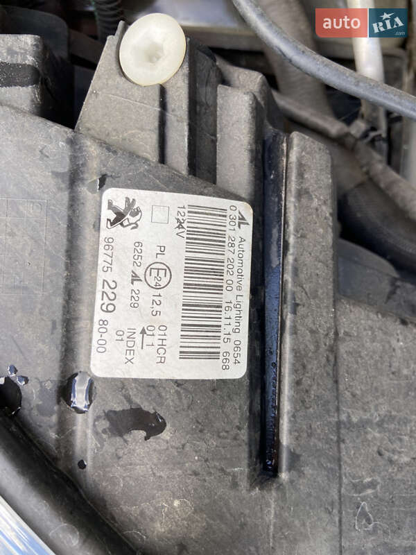 Универсал Peugeot 308 2015 в Залещиках