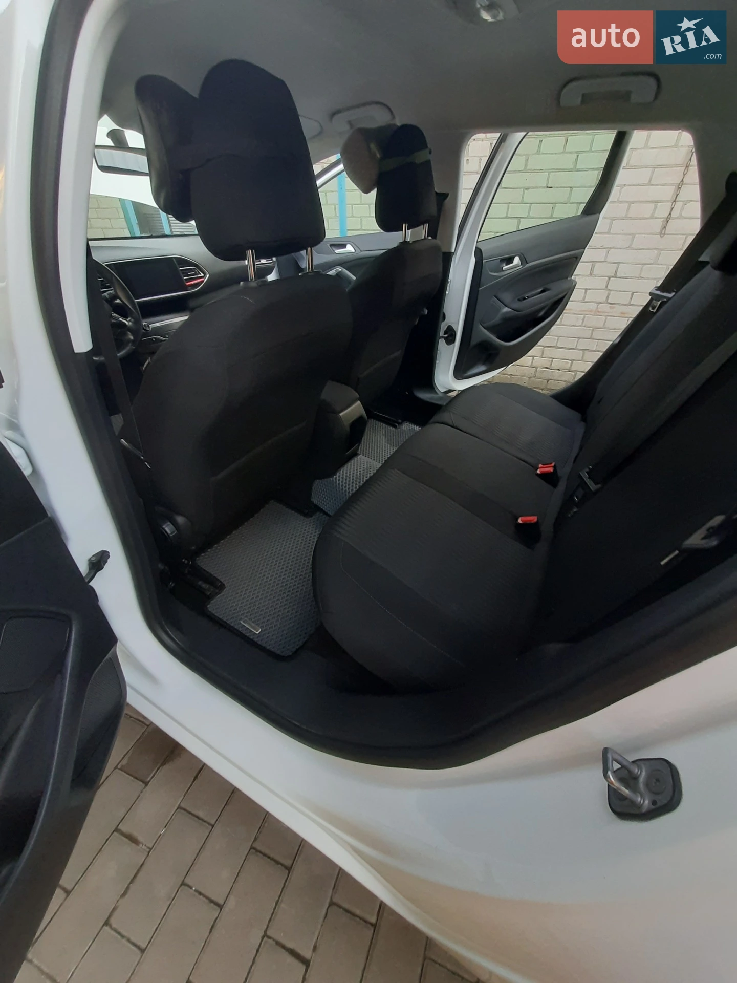 2015 Peugeot 308 - мініатюра 23