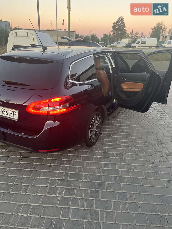 Універсал Peugeot 308 2015 в Луцьку