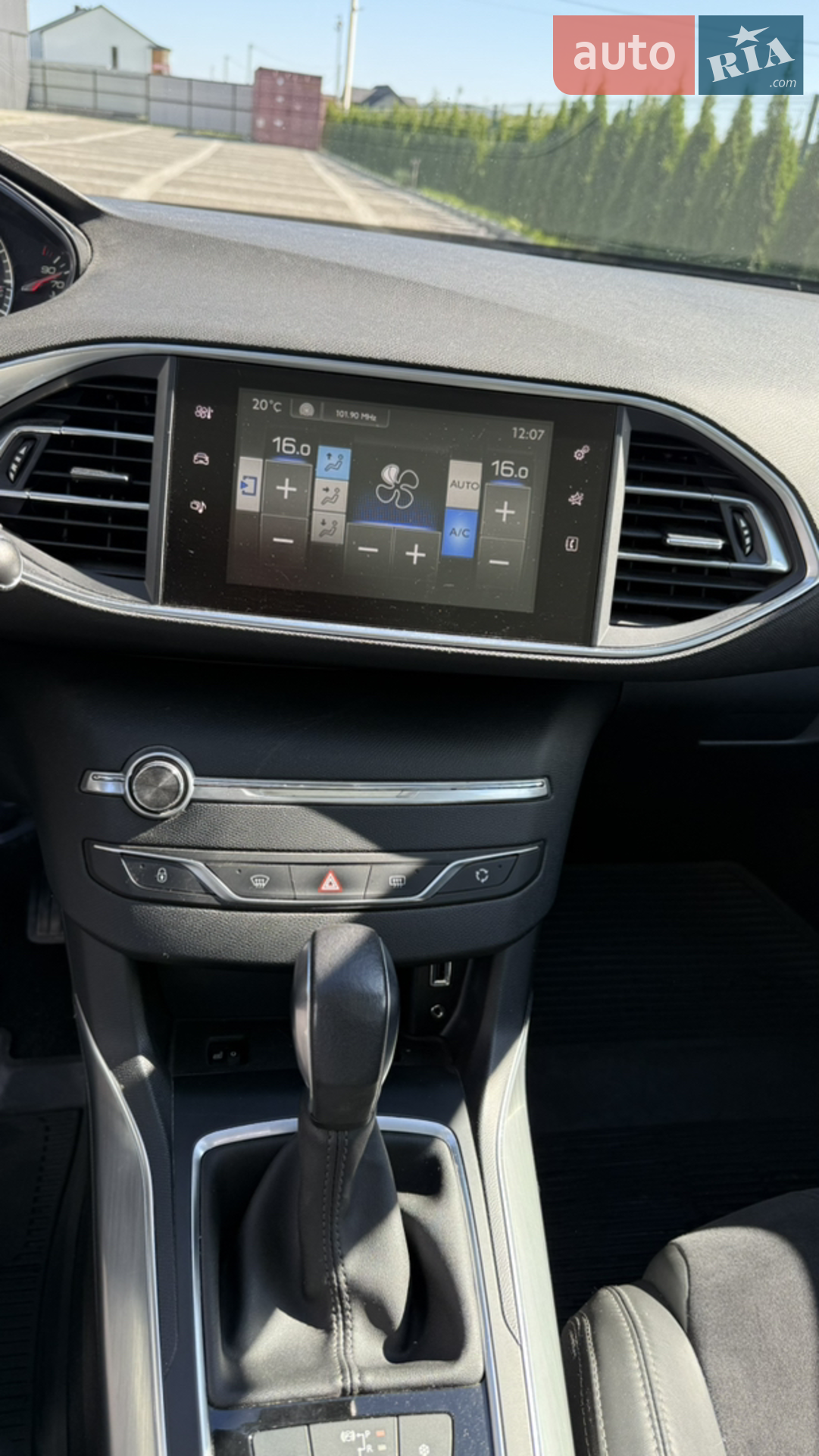 2016 Peugeot 308 - мініатюра 9