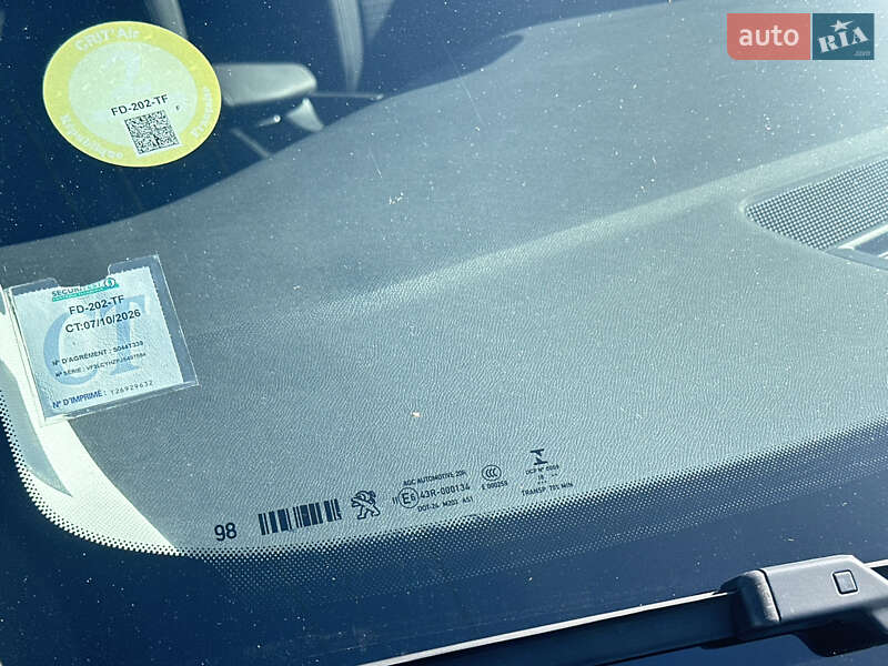 Универсал Peugeot 308 2018 в Дубно фото 30 Универсал Peugeot 308 2018 в Дубно