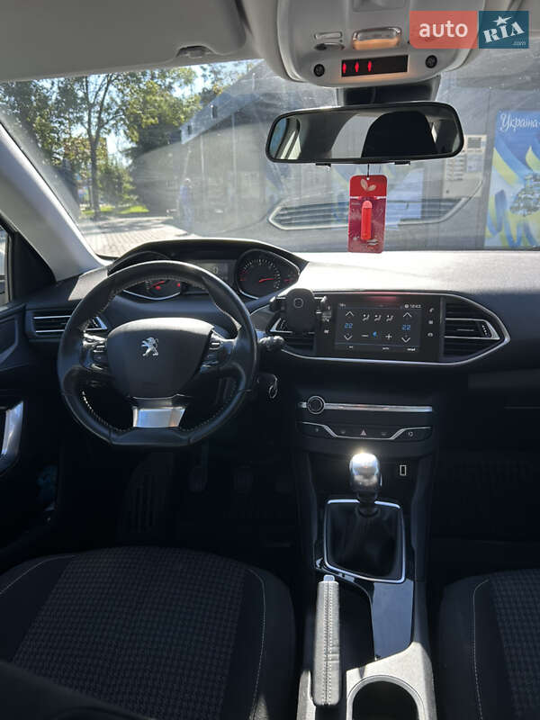 Універсал Peugeot 308 2018 в Тернополі фото 12 Універсал Peugeot 308 2018 в Тернополі