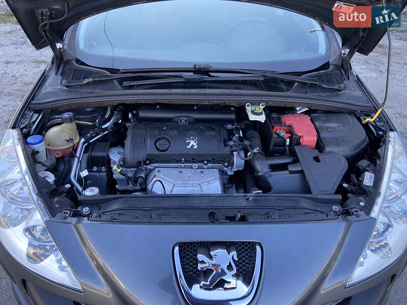 Хетчбек Peugeot 308 2008 в Білій Церкві