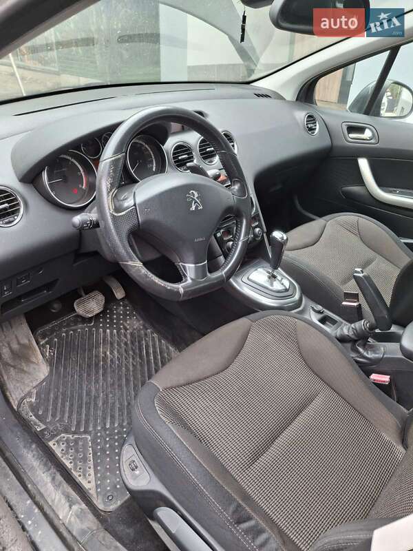 Хетчбек Peugeot 308 2013 в Тернополі
