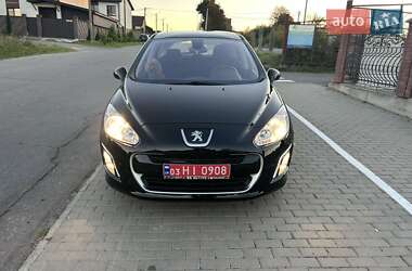Хэтчбек Peugeot 308 2013 в Ровно