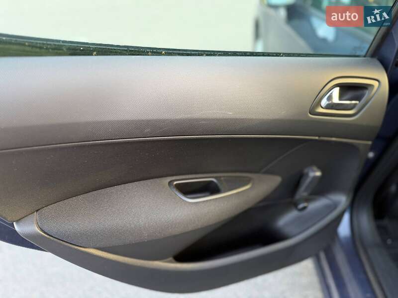 Хетчбек Peugeot 308 2007 в Києві