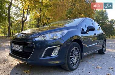 Хэтчбек Peugeot 308 2011 в Сумах