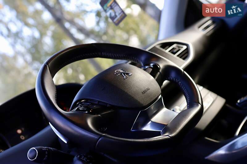 Хэтчбек Peugeot 308 2020 в Дрогобыче