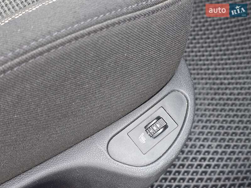 Универсал Peugeot 308 2012 в Хмельницком