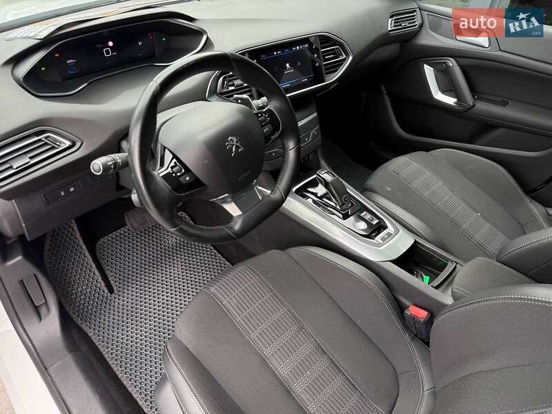 Универсал Peugeot 308 2020 в Ровно