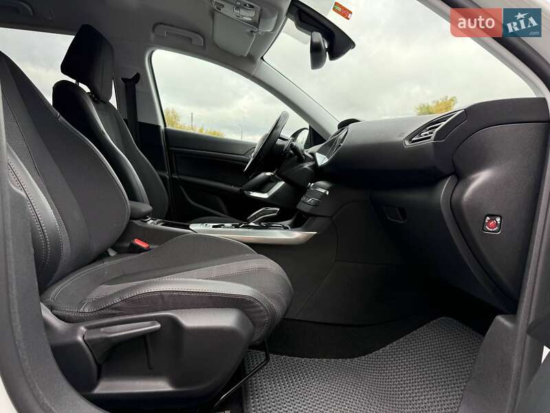 Универсал Peugeot 308 2020 в Ровно
