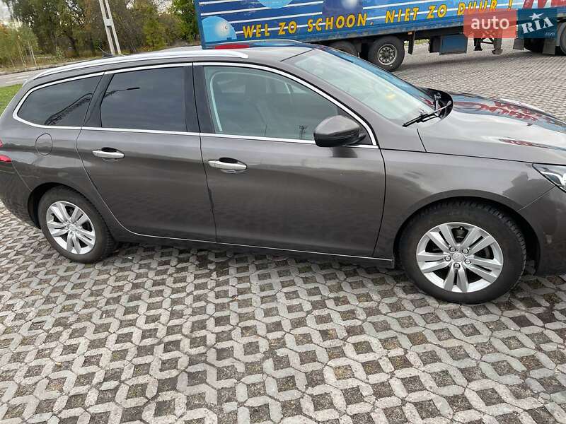 Универсал Peugeot 308 2014 в Нежине фото 6 Универсал Peugeot 308 2014 в Нежине