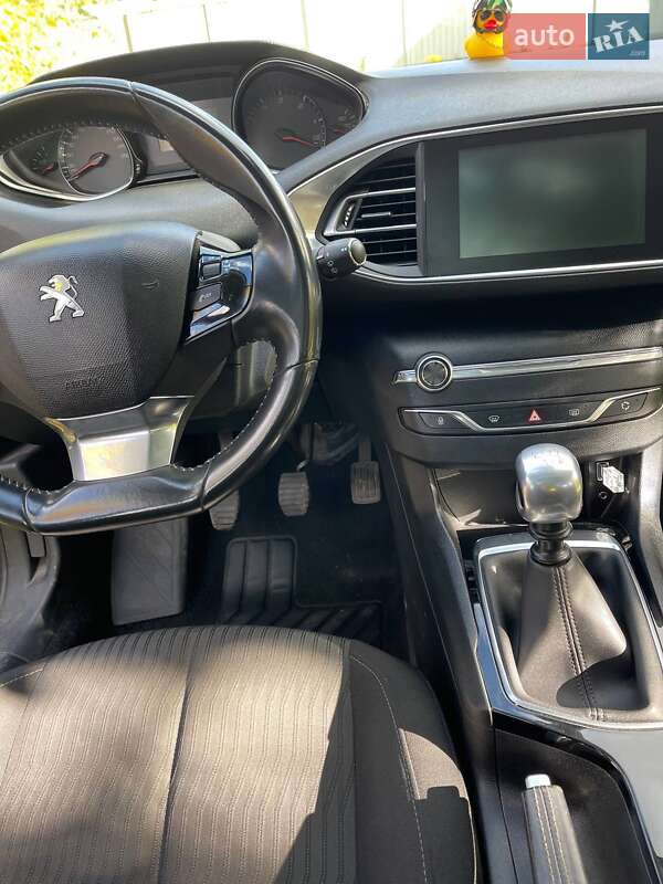 Универсал Peugeot 308 2014 в Нежине фото 14 Универсал Peugeot 308 2014 в Нежине