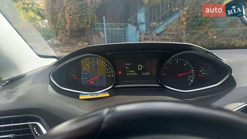 Универсал Peugeot 308 2014 в Днепре