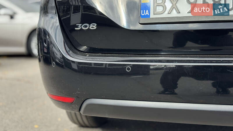 Универсал Peugeot 308 2015 в Полтаве